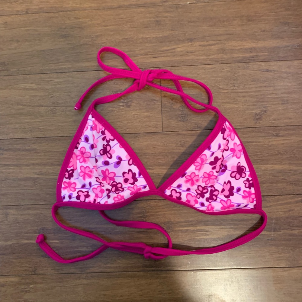 Cutest y2k bikini top that’s reversible